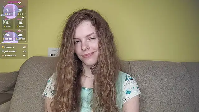 RayaNenlia live cam profile