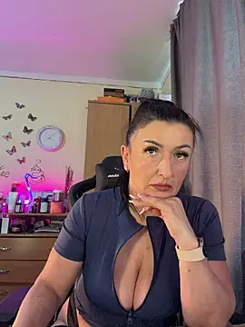 Hotangel75 live sex cam