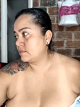 narnyalabella - NARNYALABELLA's free webcam - UK Sex Cams