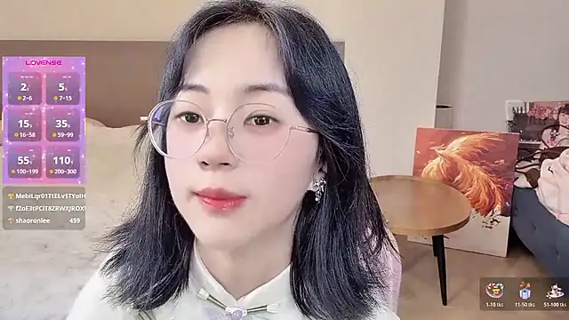 美女-ruoruo-在线直播