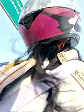 coraline__dk2 (Ask my age) - Pussy flash gym, Full toy control 10s 💦