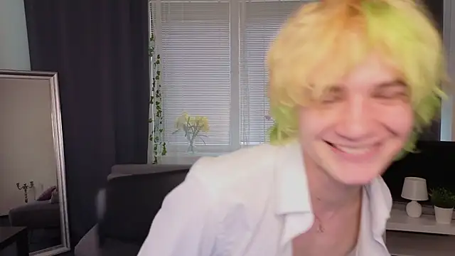 jamemiller (M twink) - naked dance