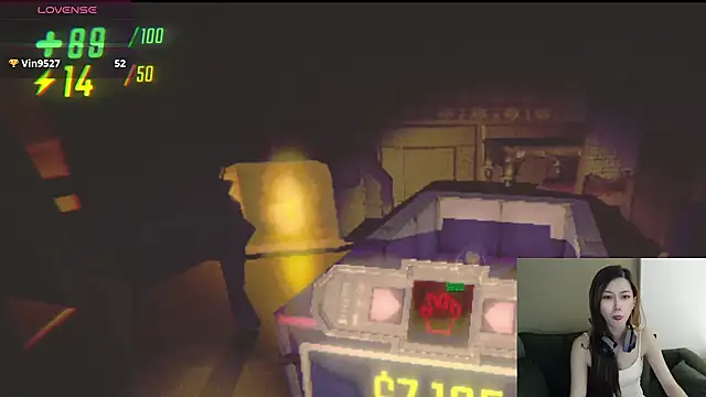 美女whitecat13在线直播