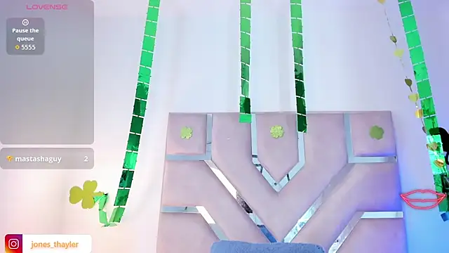 Thayler_jones webcam