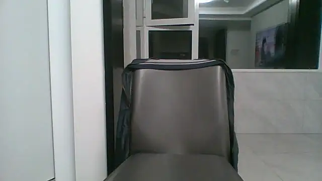 nole_china7 (Ask my age) - talk / fun / cum