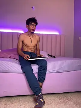 abrilandjulian (Ask my age) - Handjob