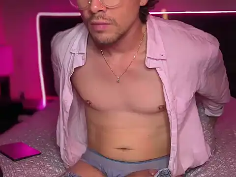 mcklister_kinky_feets