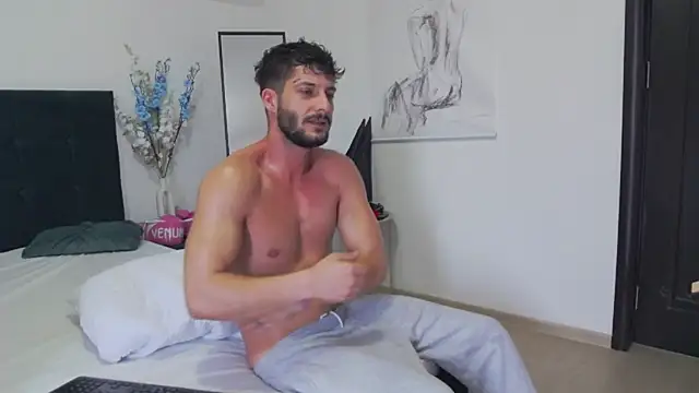 i_amalessandro (M young) - Surprise!