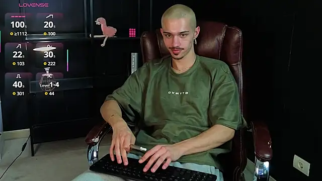 kaydendrew (M twink) - Lets Hit the GOAL and make me CUM