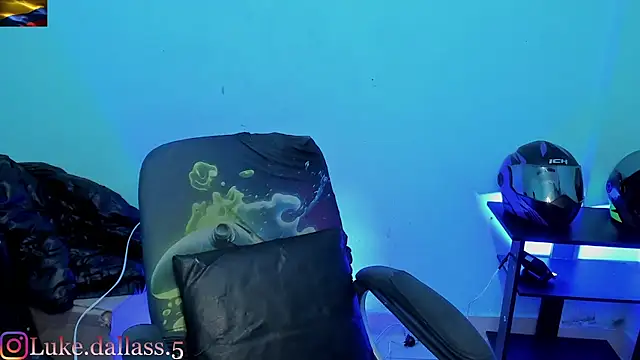 zeus_7777 - Zeus_7777's free webcam - UK Sex Cams