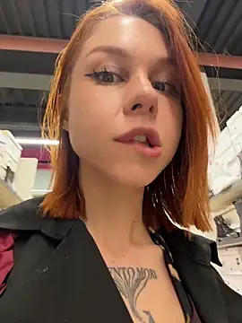 RosieSecret's live cam