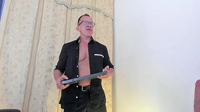 _axelking_ (M mature) - Hi...