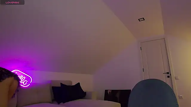 KhloeK live sex cam