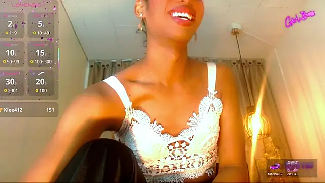 katha_Crawford webcam