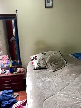 Webcam Model (Esperanza_GS)  is live.Free join now!