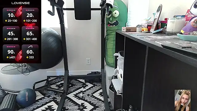 blondiewithanass (F young) - double penetration