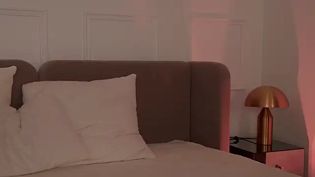 arianamell - ArianaMell's free webcam - UK Sex Cams