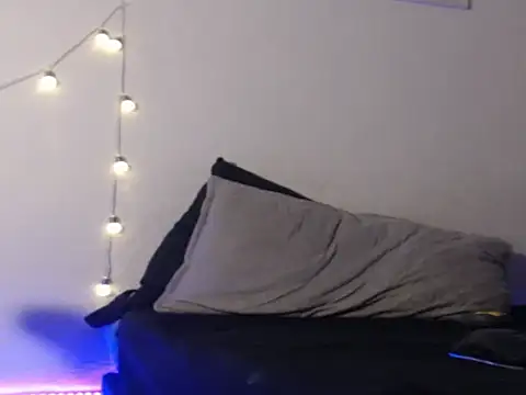 CherryH0ttie live sex cam