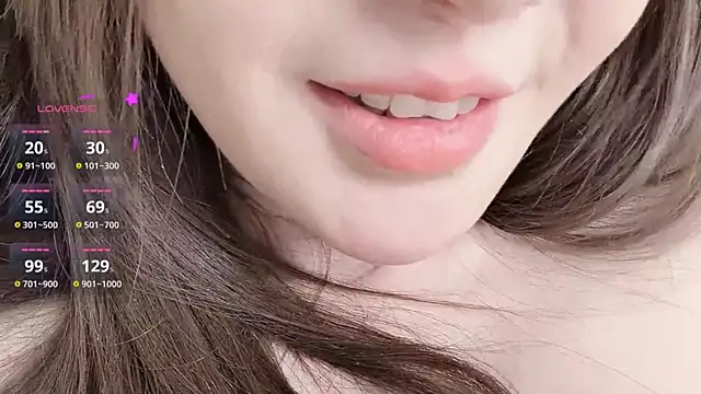 美女ViViennepp在线直播