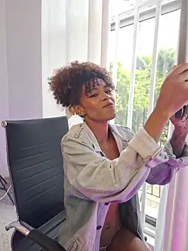 naomiclay - NaomiClay's free webcam - UK Sex Cams