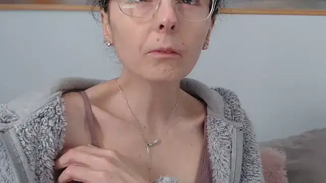 cleophee - Cleophee's free webcam - UK Sex Cams