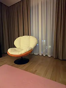 美女youyo333在线直播