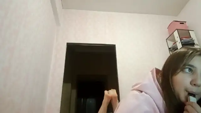 janinethielman - JanineThielman's free webcam - UK Sex Cams