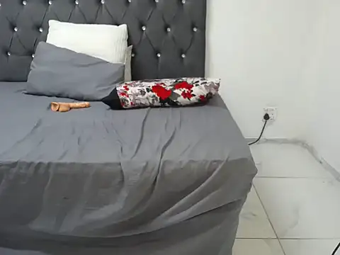 BootySoYummyX webcam