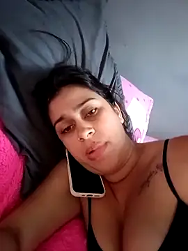 MariBelle1 Live Webcam on Stripchat