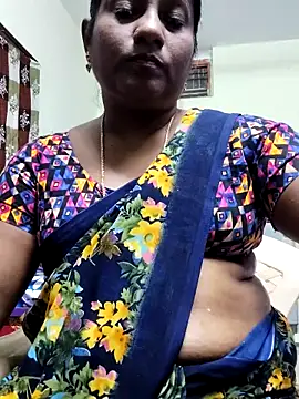 yamini1431 live sex cam