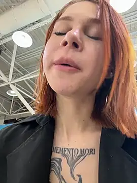 RosieSecret's live cam