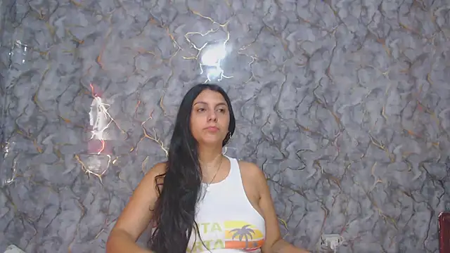 miarouse1531 - Miarouse1531's free webcam - UK Sex Cams