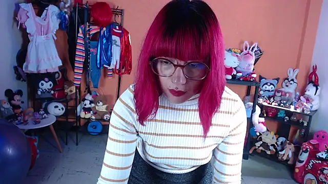 missmiia2 - MissMiia2's free webcam