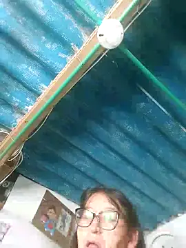 clarita_01 - Clarita_01's free webcam - UK Sex Cams