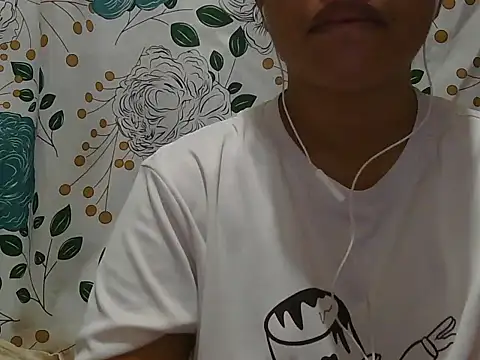 chubbybutty - ChubbyButty's free webcam