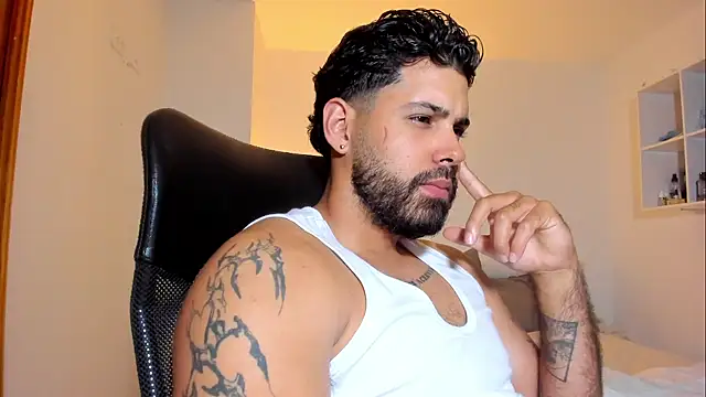 Justyn_Torres live sex cam