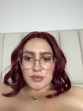 VioletPearson webcam