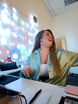 hidden webcam Juicy PeachLux