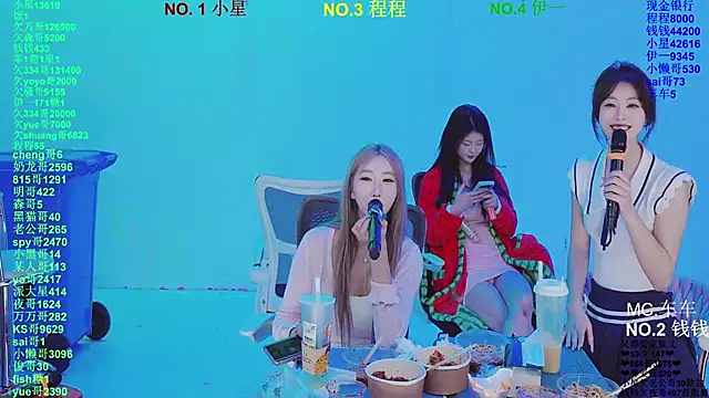 美女ZZ000S33在线直播