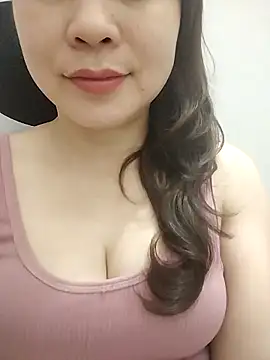 Webcam Model (Cogai-nhutnhat) is live