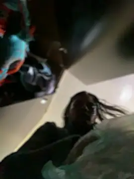 Webcam Model (Esperanza_GS) is live