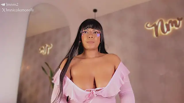 adult chat room Nicolemorelli2