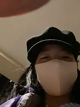 美女-CelesteFox-在线直播