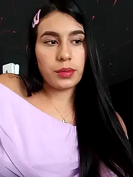 Webcam Model (charlottte_wh)  is live.Free join now!