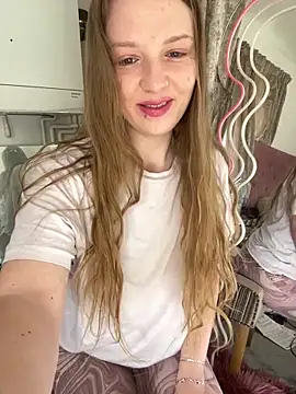 Webcam Model (feedeegeorgie)  is live.Free join now!