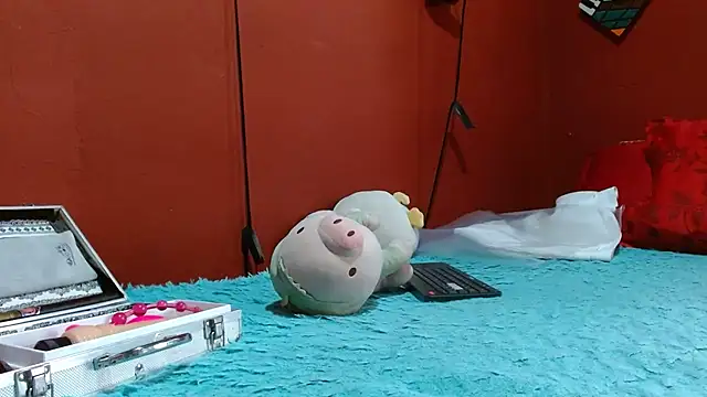 sasharosee2 - Sasharosee2's free webcam - UK Sex Cams