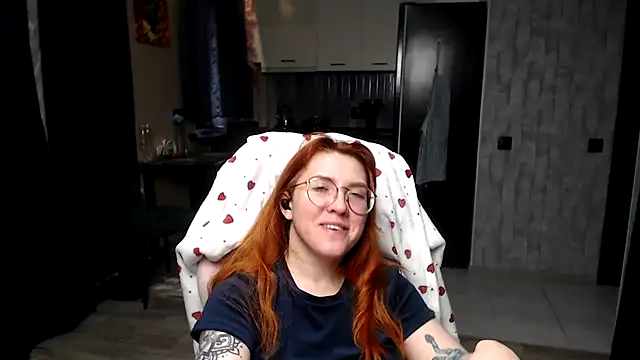 reginasmilee - Reginasmilee's free webcam - UK Sex Cams