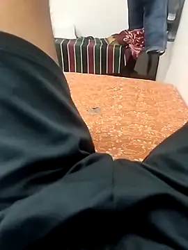 roy3_2 - Roy3_2's free webcam - UK Sex Cams