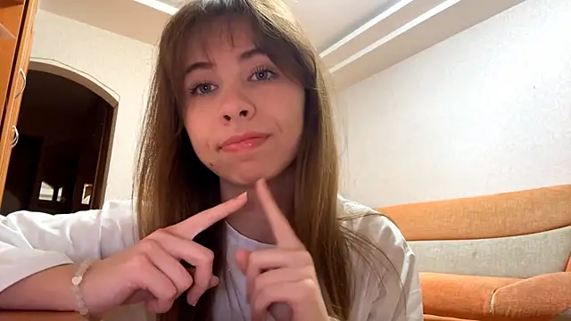 serenahawthorne - SerenaHawthorne's free webcam - UK Sex Cams