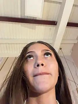 emmajhoons - EmmaJhoons's free webcam - UK Sex Cams